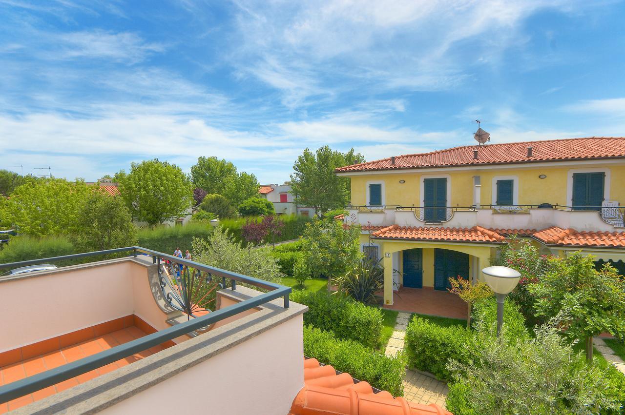بورتو ريكاناتي Residence I Giardini Del Conero المظهر الخارجي الصورة
